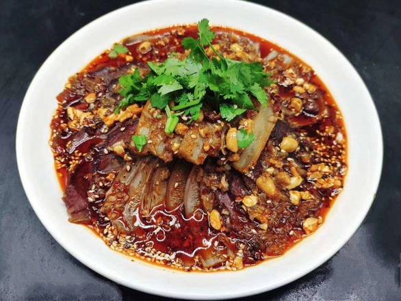 夫妻肺片 Slice of Beef Shank and Honeycomb in Chili